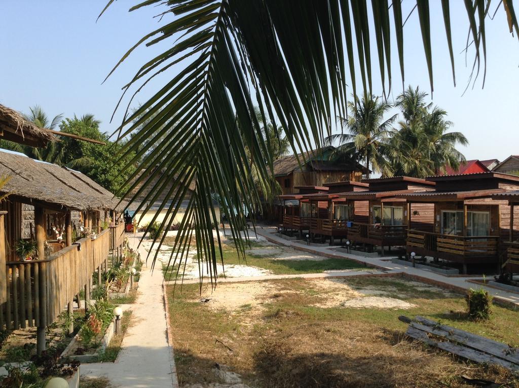 Smile Resort Kaoh Touch Bagian luar foto