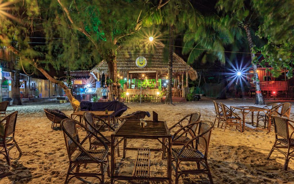 Smile Resort Kaoh Touch Bagian luar foto
